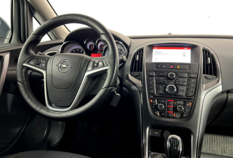 Opel Astra 2014 года с пробегом 117 679 км, фото 15