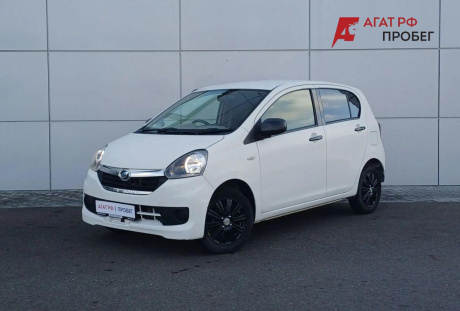 Toyota Pixis Epoch 2015 года с пробегом 96 482 км