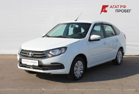 LADA Granta лифтбек 2023 года с пробегом 71 070 км
