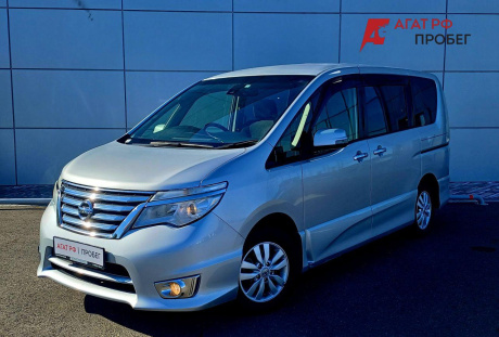 Nissan Serena 2015 года с пробегом 105 452 км