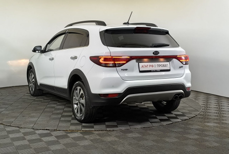 Kia Rio X-Line 2019 года с пробегом 56 899 км, фото 6
