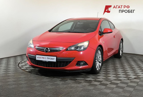 Opel Astra GTC 2012 года с пробегом 179 099 км