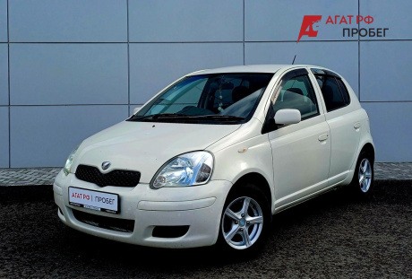 Toyota Vitz 2003 года с пробегом 141 994 км
