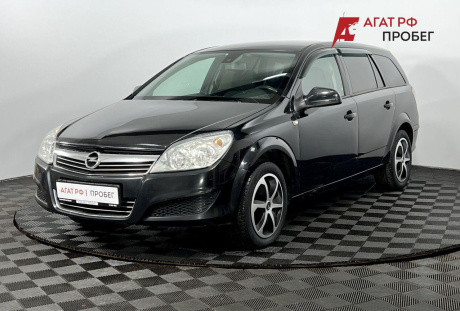 Opel Astra универсал 2012 года с пробегом 249 111 км