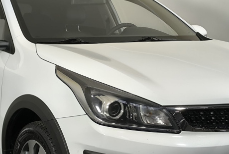 Kia Rio X-Line 2019 года с пробегом 56 899 км, фото 17