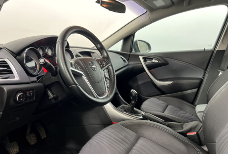 Opel Astra 2014 года с пробегом 117 679 км, фото 10