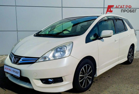Honda Fit Shuttle 2012 года с пробегом 127 394 км