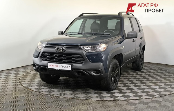 LADA Niva Travel 2022 года с пробегом 47 692 км, фото 1