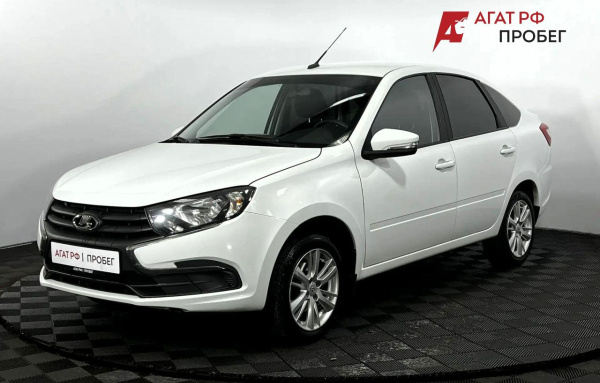 LADA Granta лифтбек 2023 года с пробегом 50 103 км, фото 1