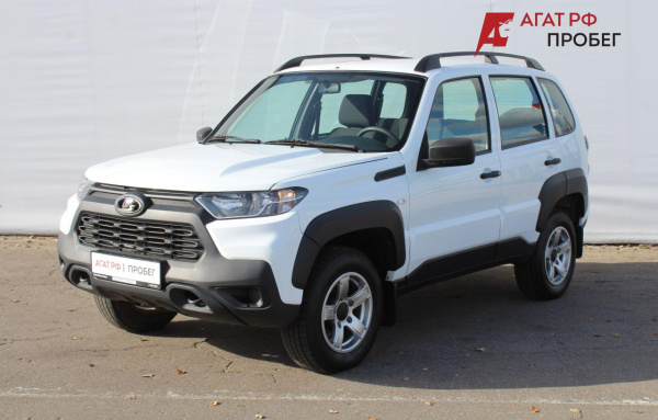 LADA Niva Travel 2022 года с пробегом 64 081 км, фото 1