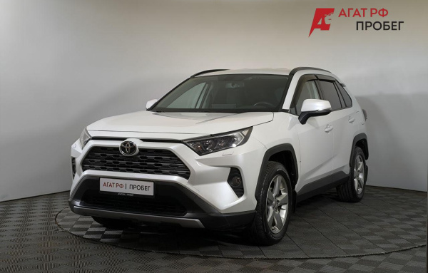 Toyota RAV 4 2021 года с пробегом 36 810 км, фото 1
