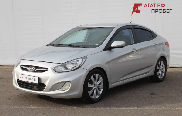 Hyundai Solaris 2011 года с пробегом 179 646 км, фото 1