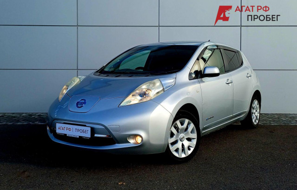 Nissan Leaf 2013 года с пробегом 175 616 км, фото 1