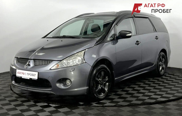 Mitsubishi Grandis 2008 года с пробегом 257 235 км, фото 1