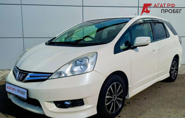 Honda Fit Shuttle 2012 года с пробегом 127 394 км, фото 1