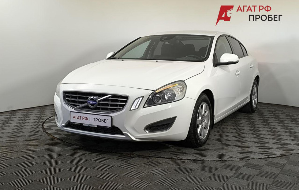 Volvo S60 2013 года с пробегом 164 927 км, фото 1