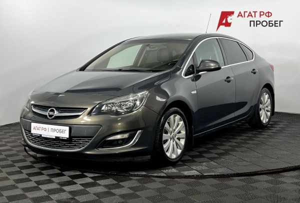 Opel Astra 2014 года с пробегом 117 679 км, фото 1