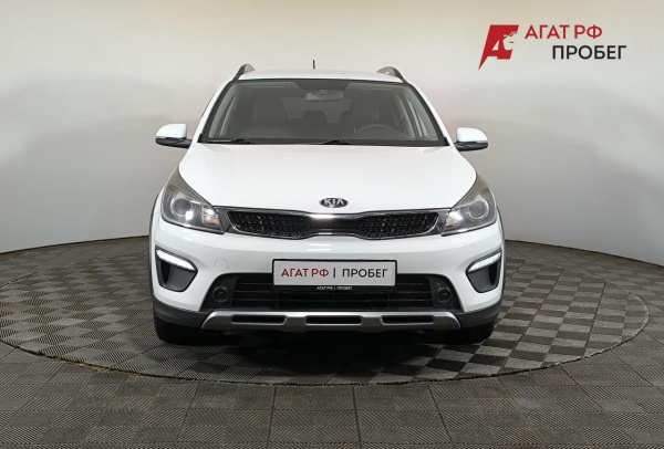 Kia Rio X-Line 2019 года с пробегом 56 899 км, фото 2