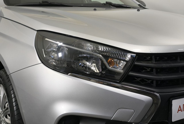 LADA Vesta 2021 года с пробегом 107 144 км, фото 17
