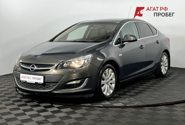 Opel Astra 2014 года с пробегом 117 679 км, фото 2